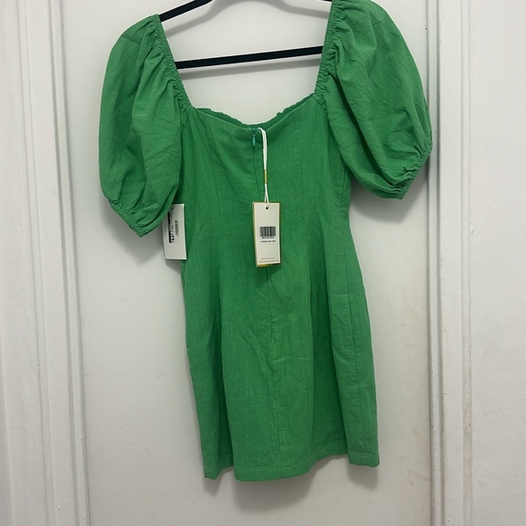Green Runway Mini Dress - Picture 4 of 5